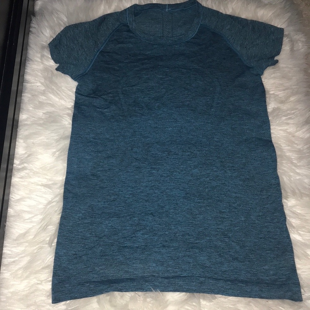 lululemon workout top